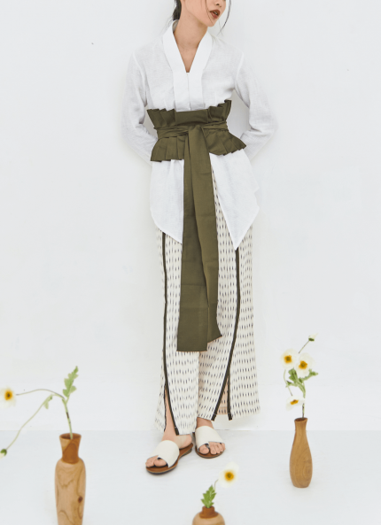 White Mandira Tenun Pants