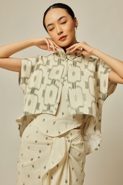 Green Monteal Crop Tenun Outer