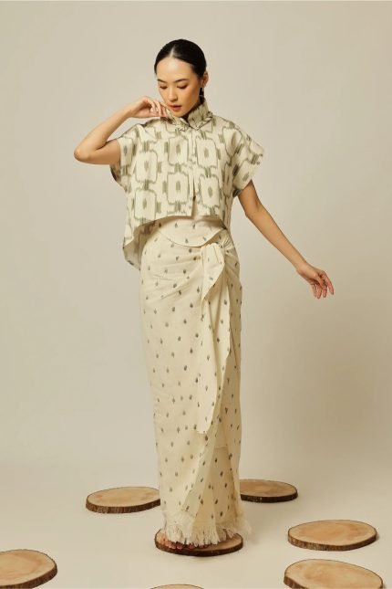 White Haruku Tenun Skirt